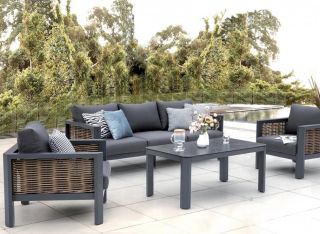 ak sa neviete rozhodnúť medzi hliníkovým a ratanovým nábytkom, séria HALLIE obsahuje oba materiály #zahradnynabytok...